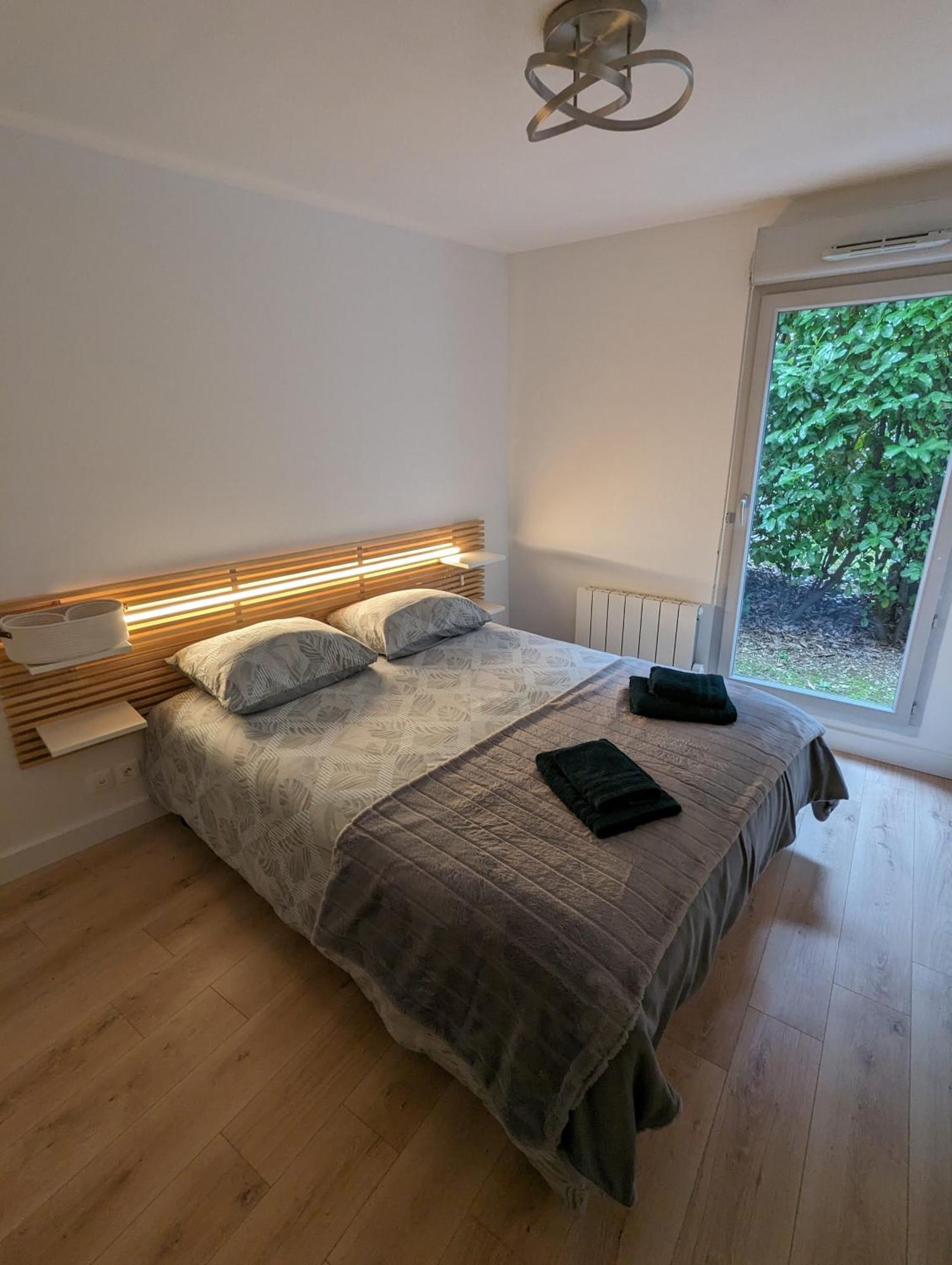 Comfort And Tranquility Near Lyon And Groupama Stadium, 4 Personnes Meyzieu Luaran gambar