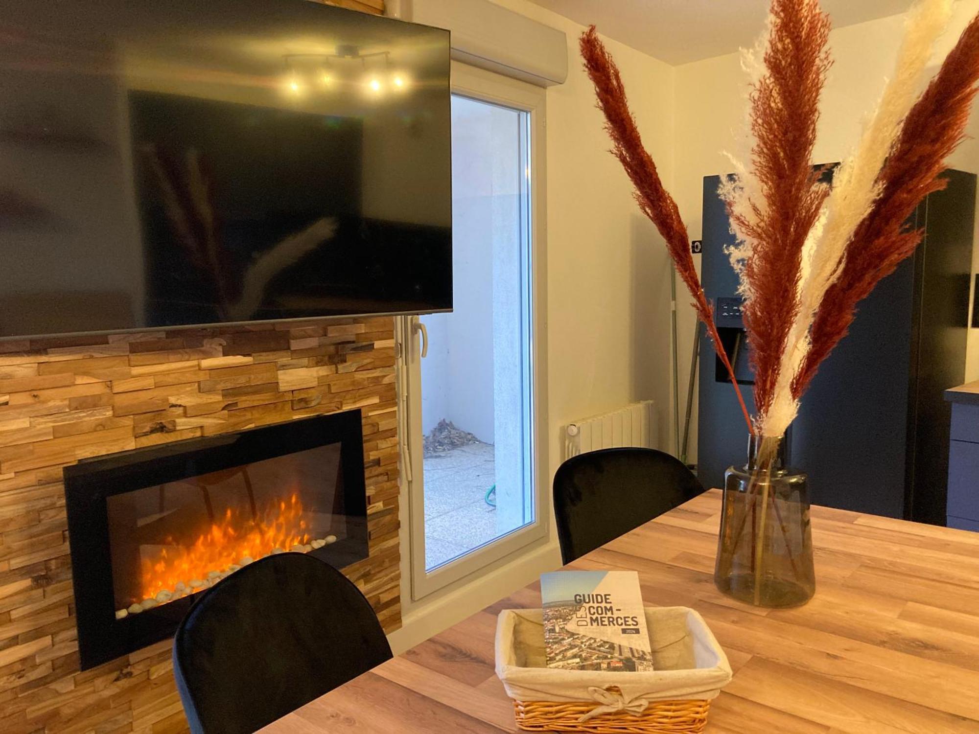 Comfort And Tranquility Near Lyon And Groupama Stadium, 4 Personnes Meyzieu Luaran gambar